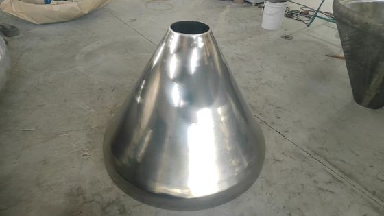 Baja Karbon Piring Kepala Dengan Bevel / Plain / Flanged Edge